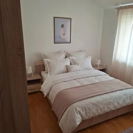 Luxury Ero
