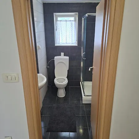 Luxury Ero Apartman *